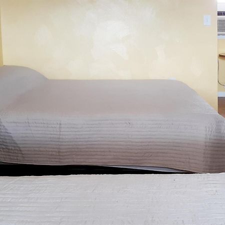 The Budget Inn Palatino Bridge Esterno foto