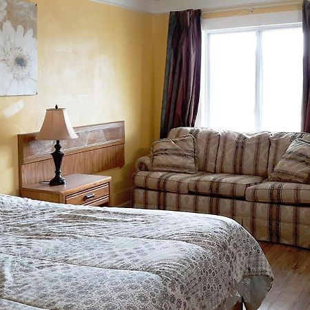 The Budget Inn Palatino Bridge Esterno foto